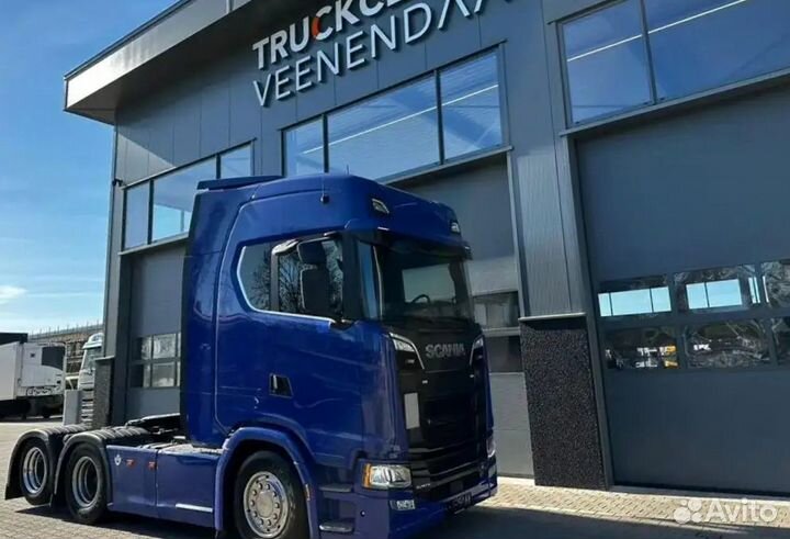 Pазбираем грузовик Scania 6 series с 2016