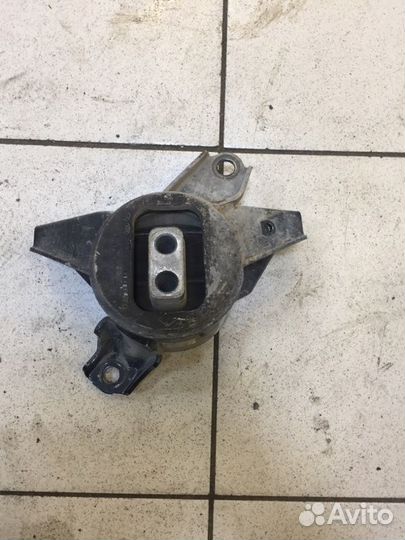 Подушка коробки передач левая Hyundai Santa Fe DM