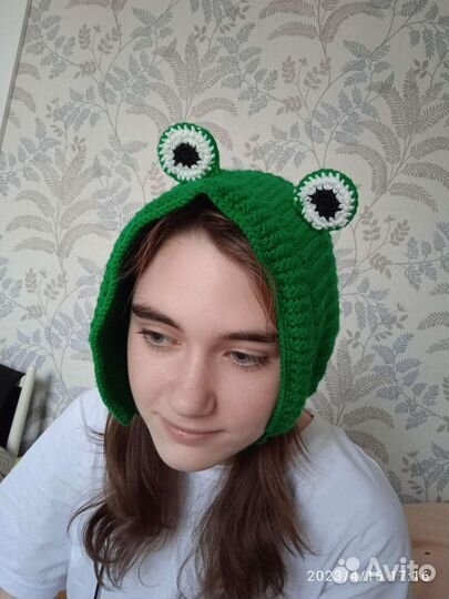 Шапка лягушка