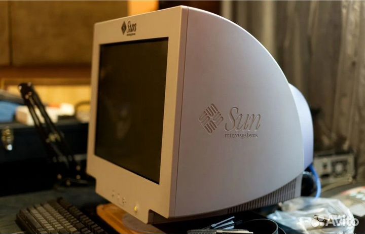 Профессиональный CRT монитор Sun GDM-5510 1475 час