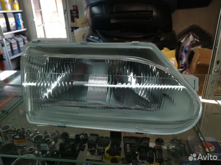 Фара левая Ваз-2115 Новая с поворотником