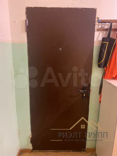 Комната 17 м² в 6-к., 2/5 эт.