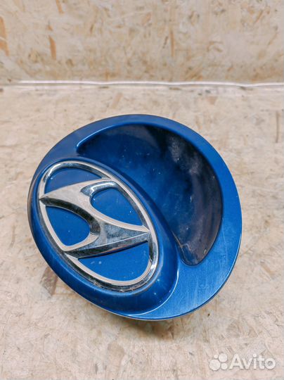 Накладка крышки багажника Hyundai Solaris