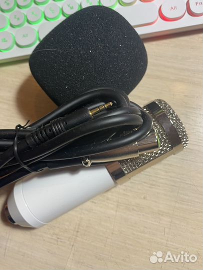 Конденсаторный микрофон BM-800 белый