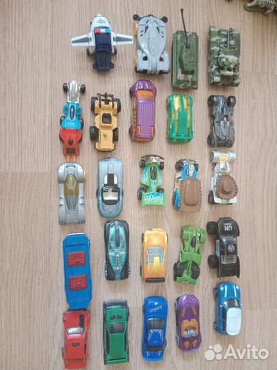 Hot wheels машинки