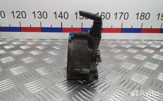 Насос вакуумный ford kuga 1 (LEA24KX01)