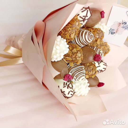 Букет из клубники в шоколаде