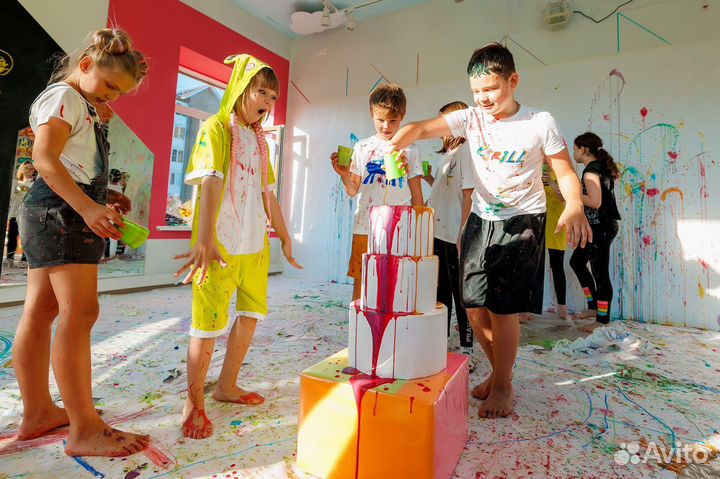 День рождения праздник красок