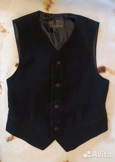 Жилетка для мальчика школьная