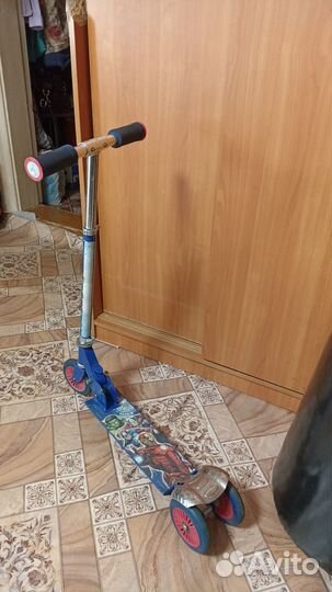 Самокат детский трехколесный б\у