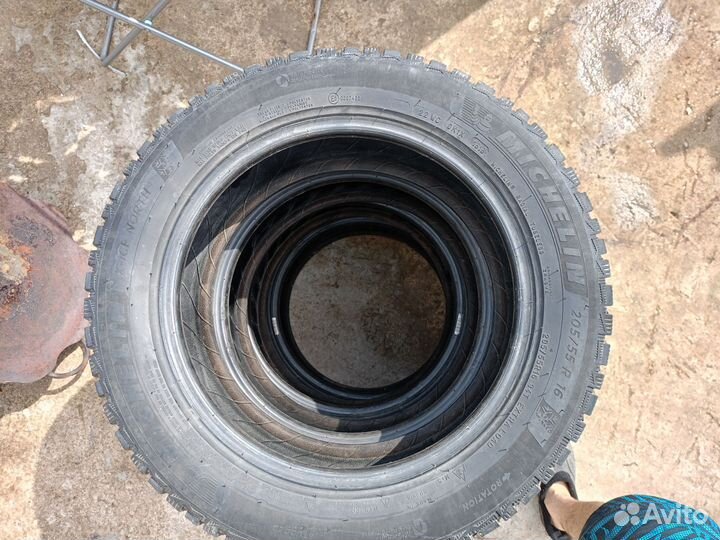 Michelin X-Ice North 4 205/55 R16 94T