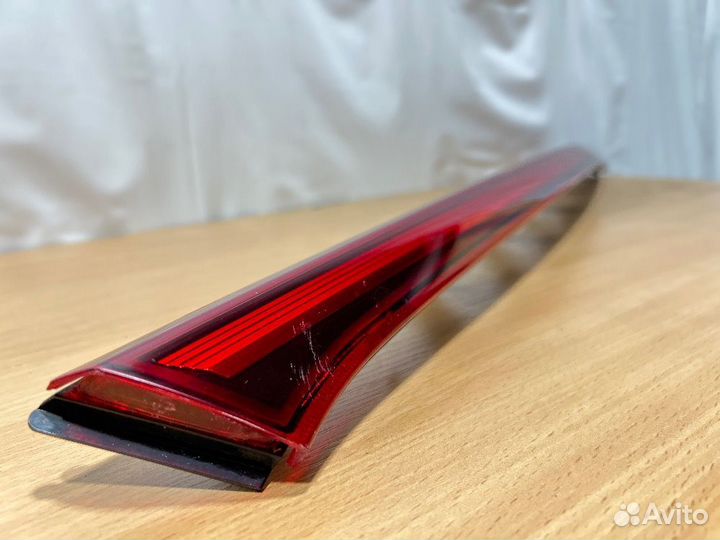 Фонaрь в крышку багажникa Кia Riо 4 X-line задний