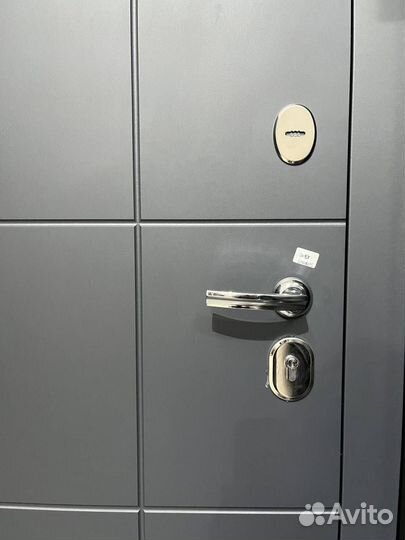 Дверь входная в квартиру Гарда 2 Велюр Белый soft