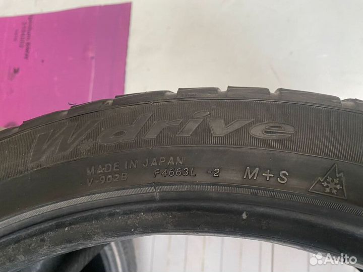 Yokohama W.Drive 295/35 R21 107