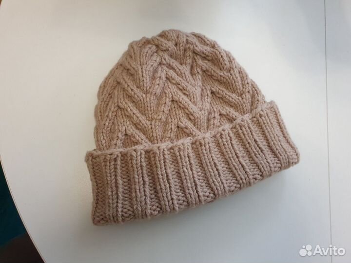 Шапка зимняя ручная вязка на 56 58 см