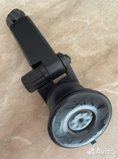 Зарядное устройство на iPhone беспроводное