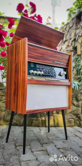 Ламповая радиола вэф-Рапсодия