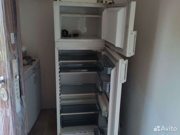 Холодильники на запчасти