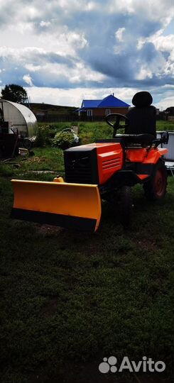 Мини-трактор КУРГАНМАШЗАВОД КМЗ-012, 1995