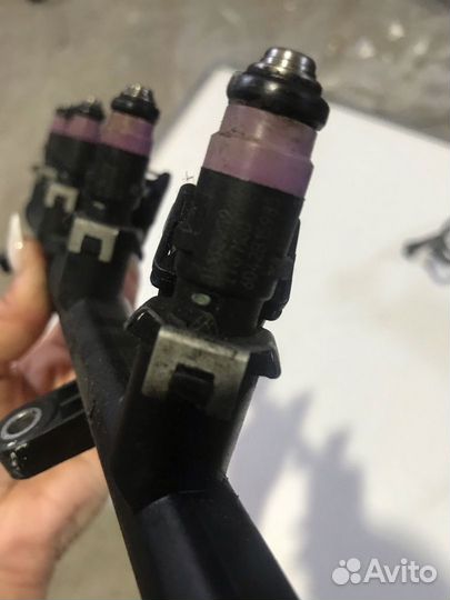 Форсунки топливные и рампа Renault Scenic к4м 1,6