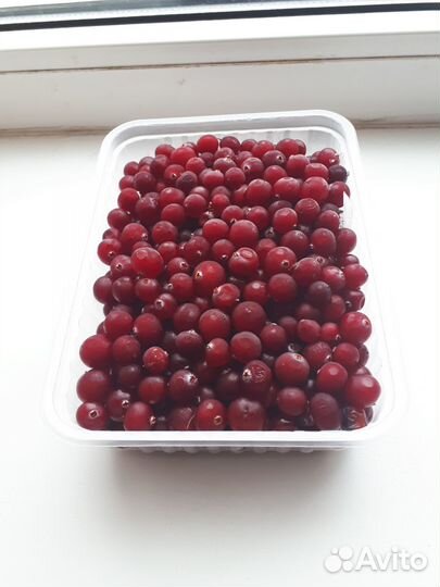 Ягоды, грибы лисички замороженные, грибы сушеные