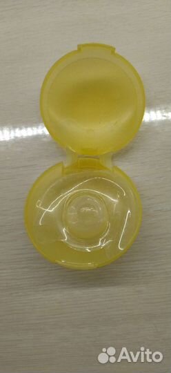 Накладки на грудь medela