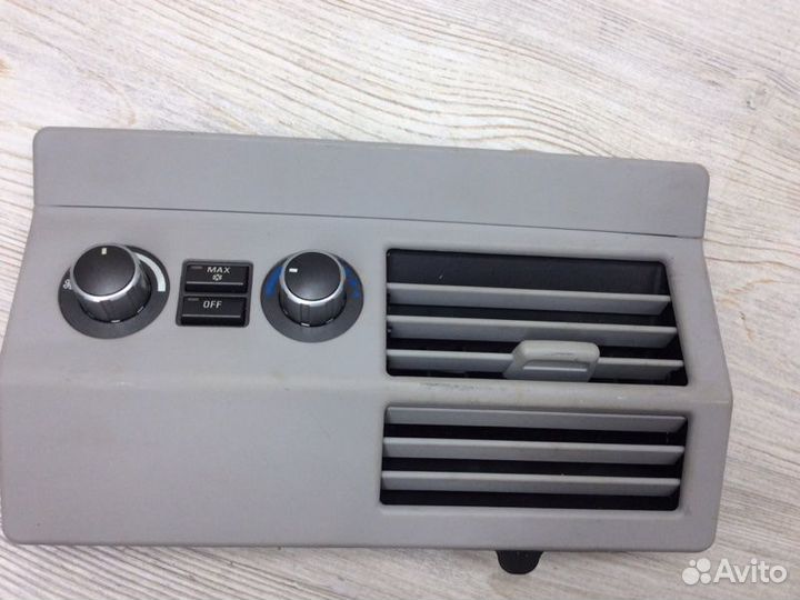 Блок управления климатической установкой задний