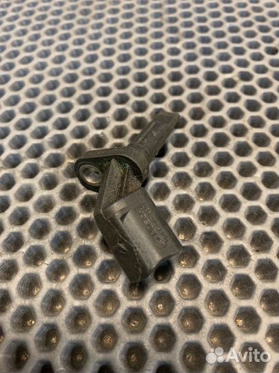 Датчик ABS правый Audi A6 C7 cdnb 2014