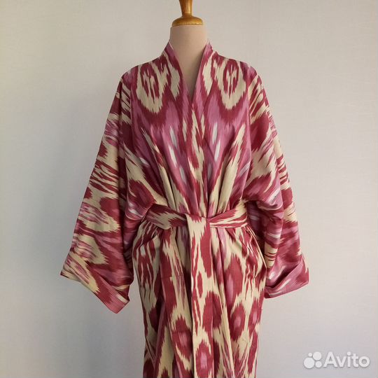 Узбекский халат из иката. Узбекский чапан. Кимоно