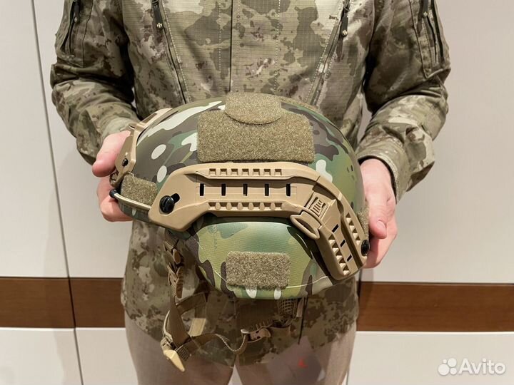 Шлем протон Мультикам