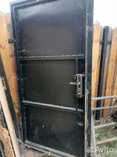 Дверь металлическая