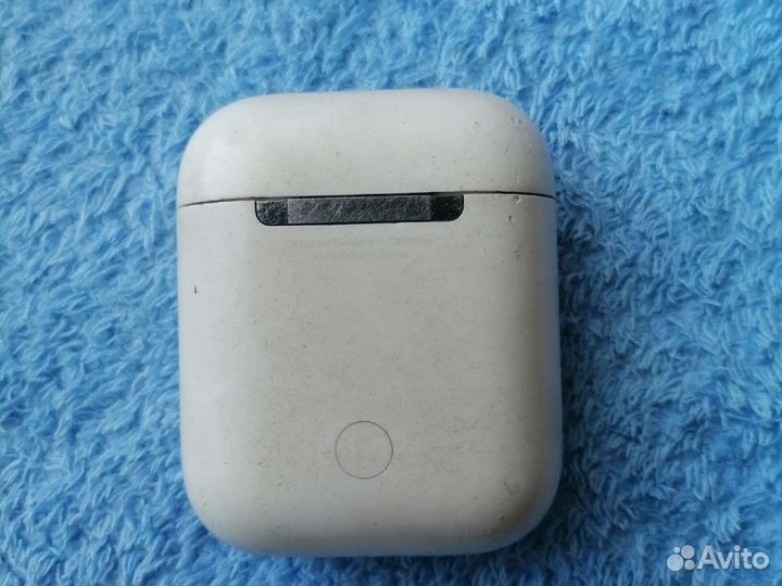 Кейс+левый наушник airpods 2