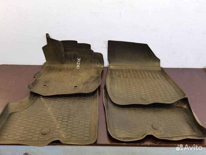 Коврики комплект Renault Kaptur