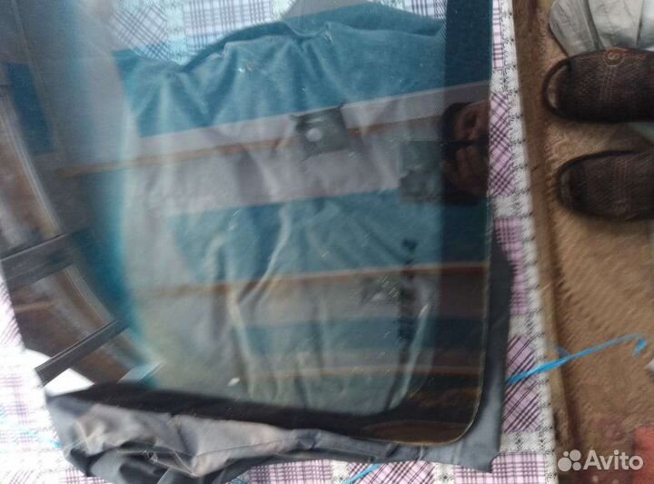 Стекла ваз 2121