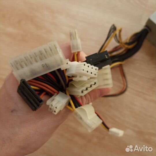 Блок питания chieftec