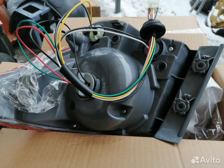 Фара задняя левая правая шевроле круз 09-15г