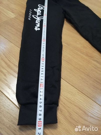 Продам новый костюм спортивный