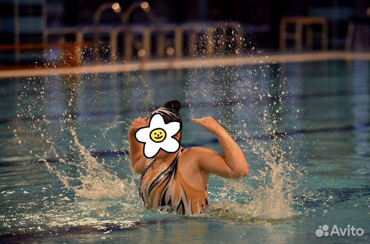 Купальник для синхронного плавания с короной