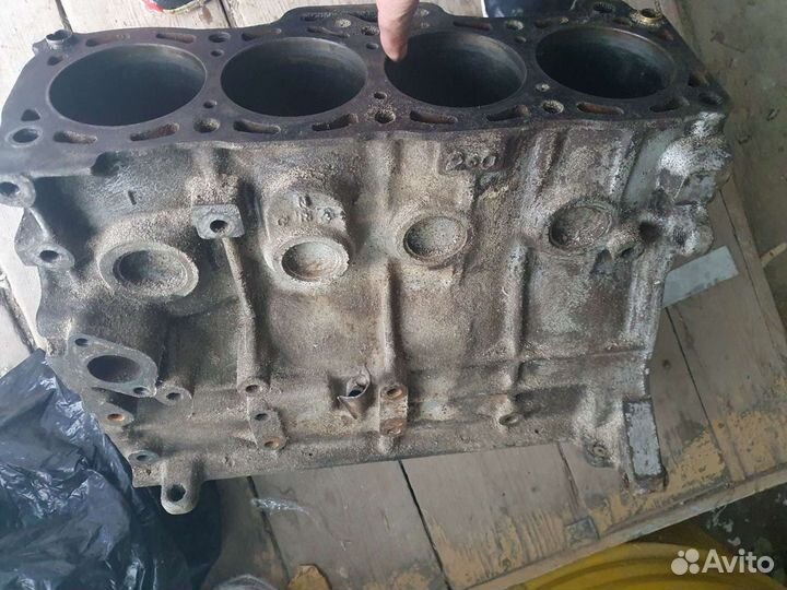 Мазда 626 двс 2.0