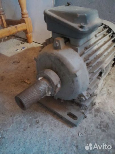 Электродаигатель асинхронный 220/380 V