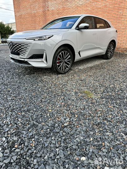 Changan UNI-K 2024 AWD терракотовый салон
