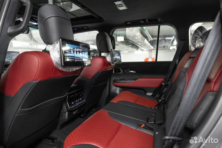 Toyota Land Cruiser 3.3 AT, 2023, 11 км