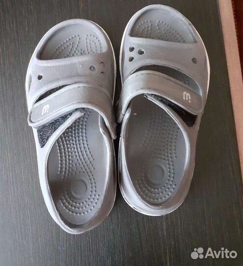 Сандалии на мальчика