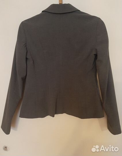 Костюм женский двойка с юбкой 46 размер