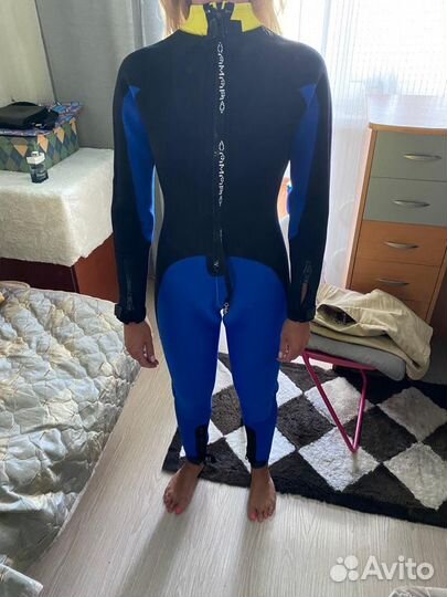 Костюм для подводного плавания