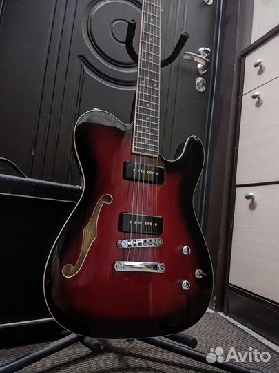 Электрогитара Caraya (новая) обмен