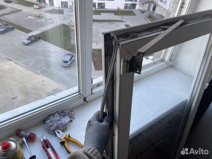 Замена фурнитуры на пластиковых окнах и дверях