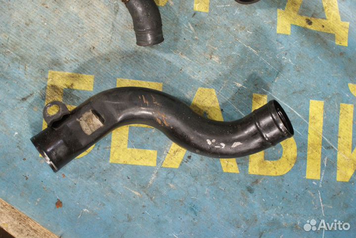 Патрубок Ford Focus 1