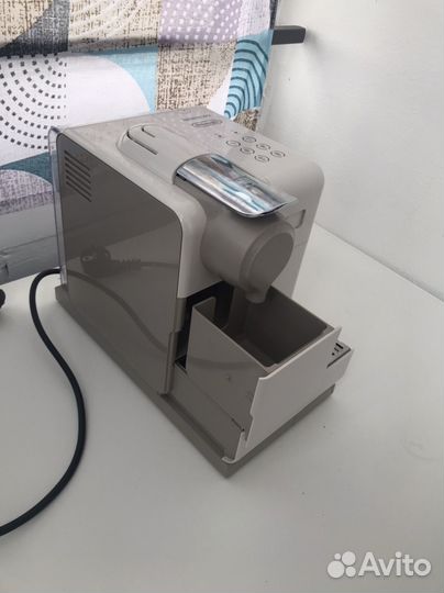 Кофемашина delonghi