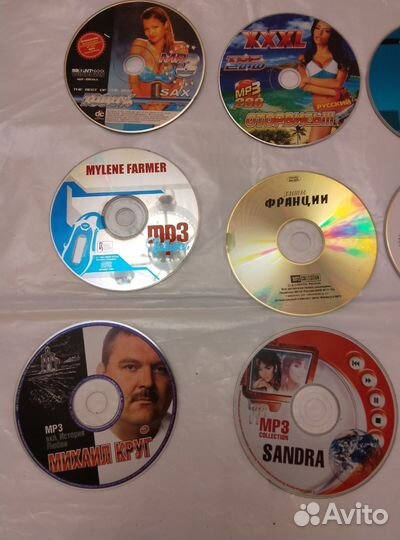 Аудио кассеты и диски